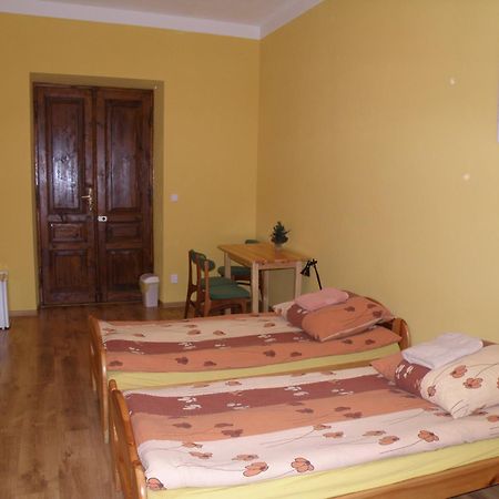 Art-Mont Apartment Krakow Bagian luar foto
