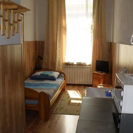 Art-Mont Apartment Krakow Bagian luar foto